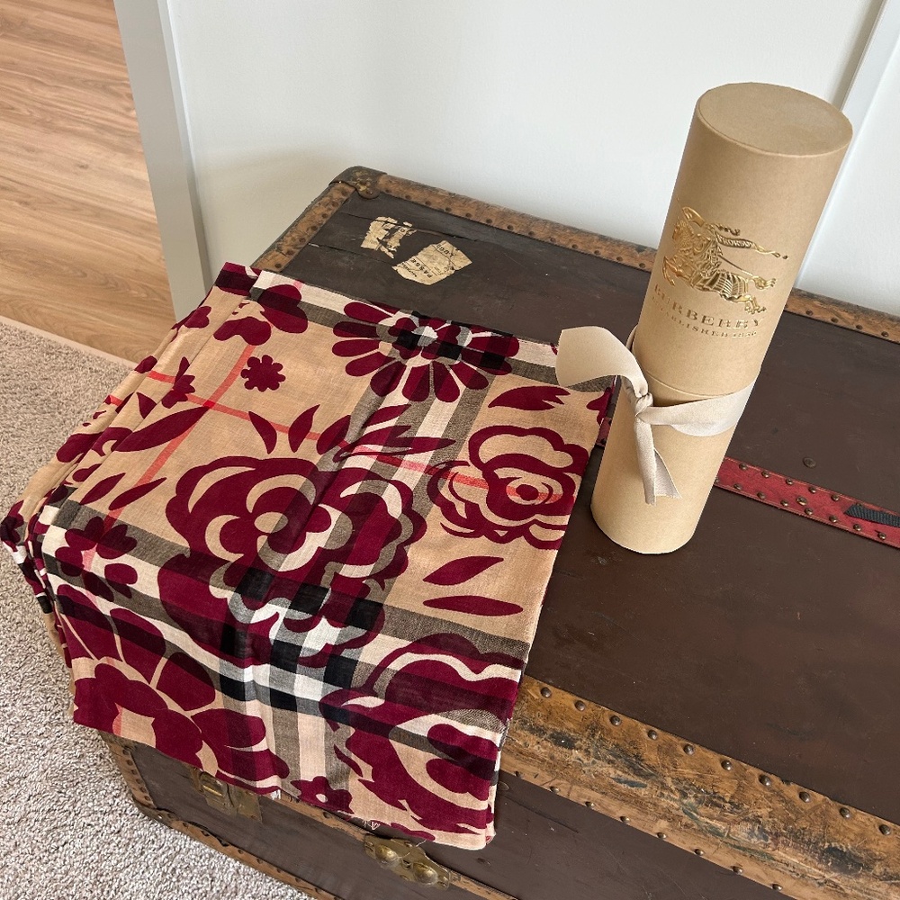 Vintage burgundy floral burberry scarf